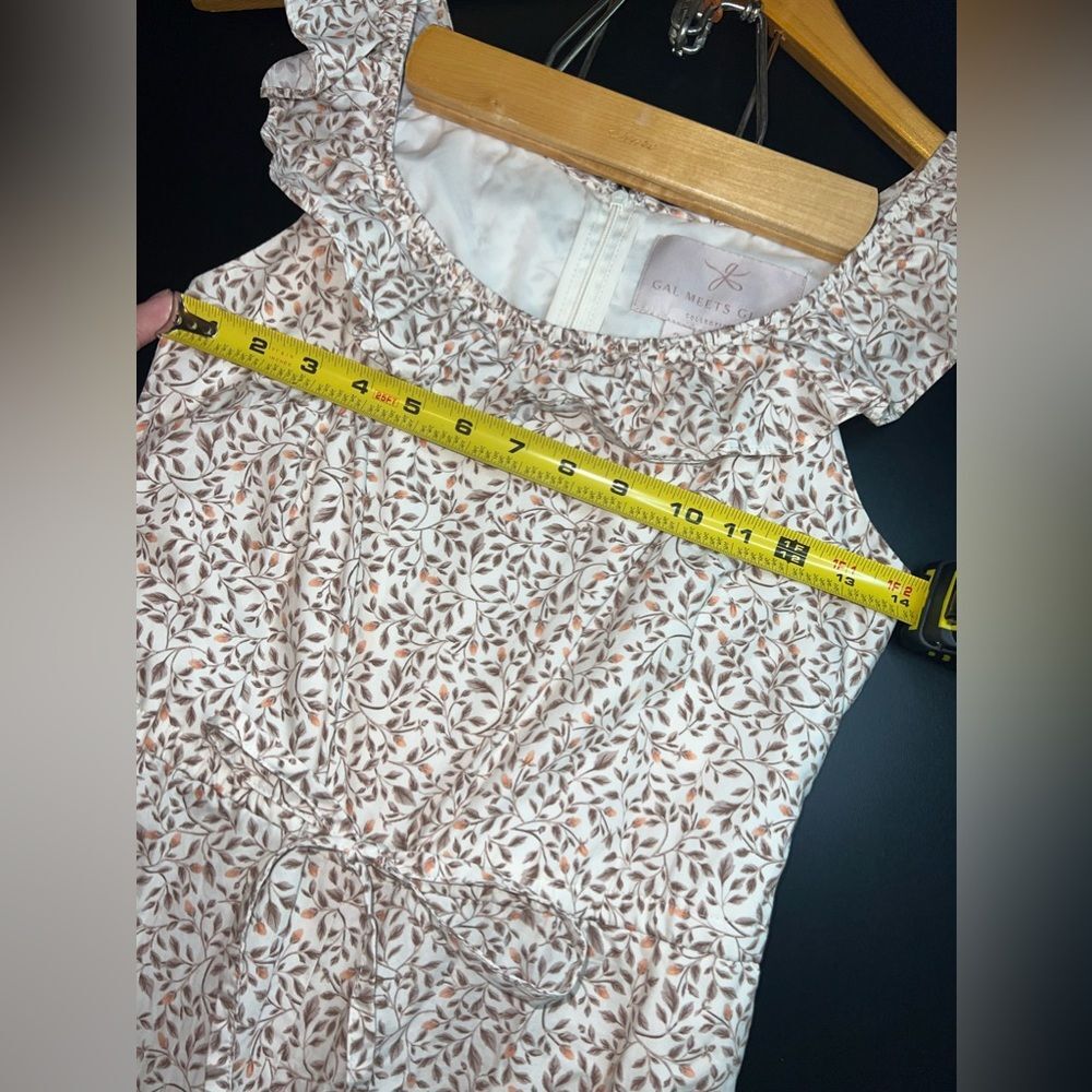 Gal Meets Glam Long Panted Romper with Small Floral Print Size 2 Like New! - Picture 8 of 10